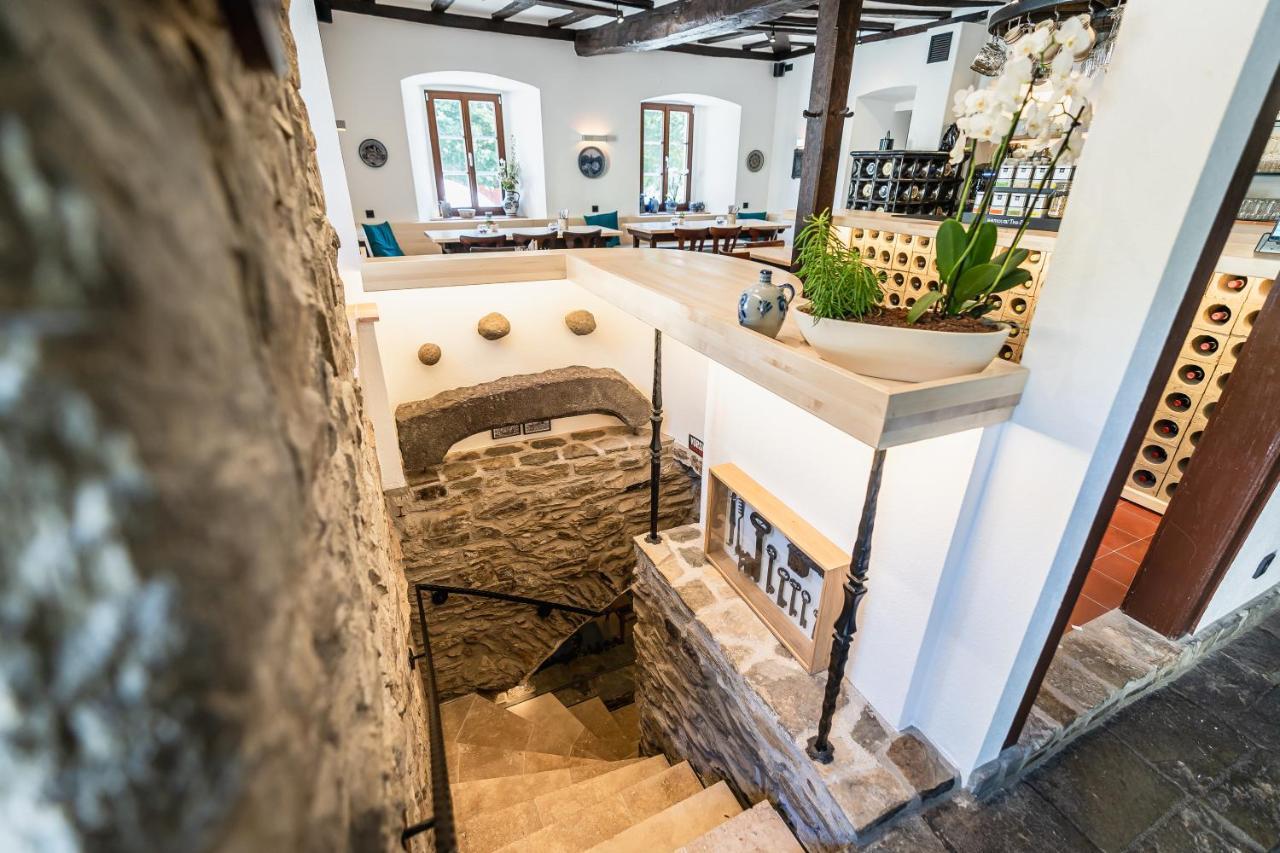 Landgasthof Zur Burg Grenzau Hohr-Grenzhausen Bagian luar foto