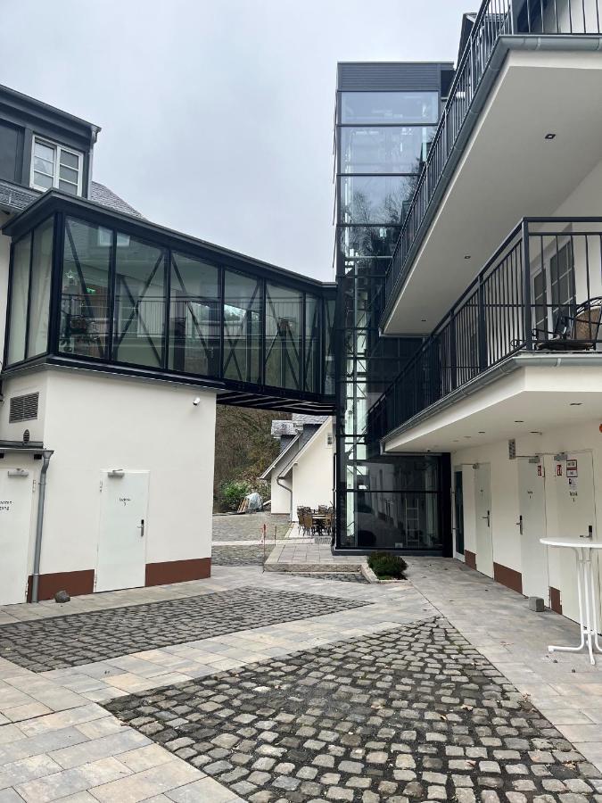 Landgasthof Zur Burg Grenzau Hohr-Grenzhausen Bagian luar foto