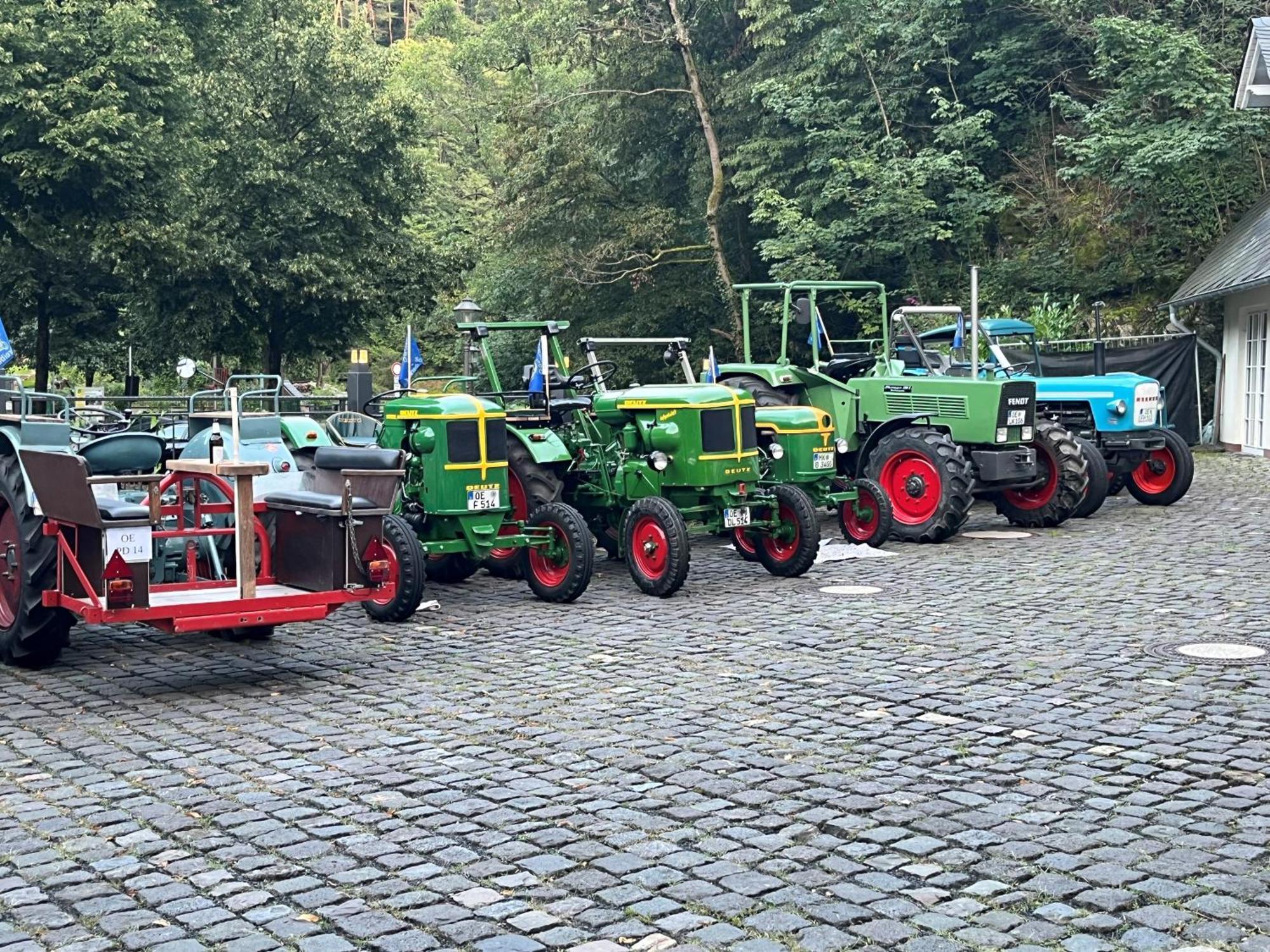 Landgasthof Zur Burg Grenzau Hohr-Grenzhausen Bagian luar foto