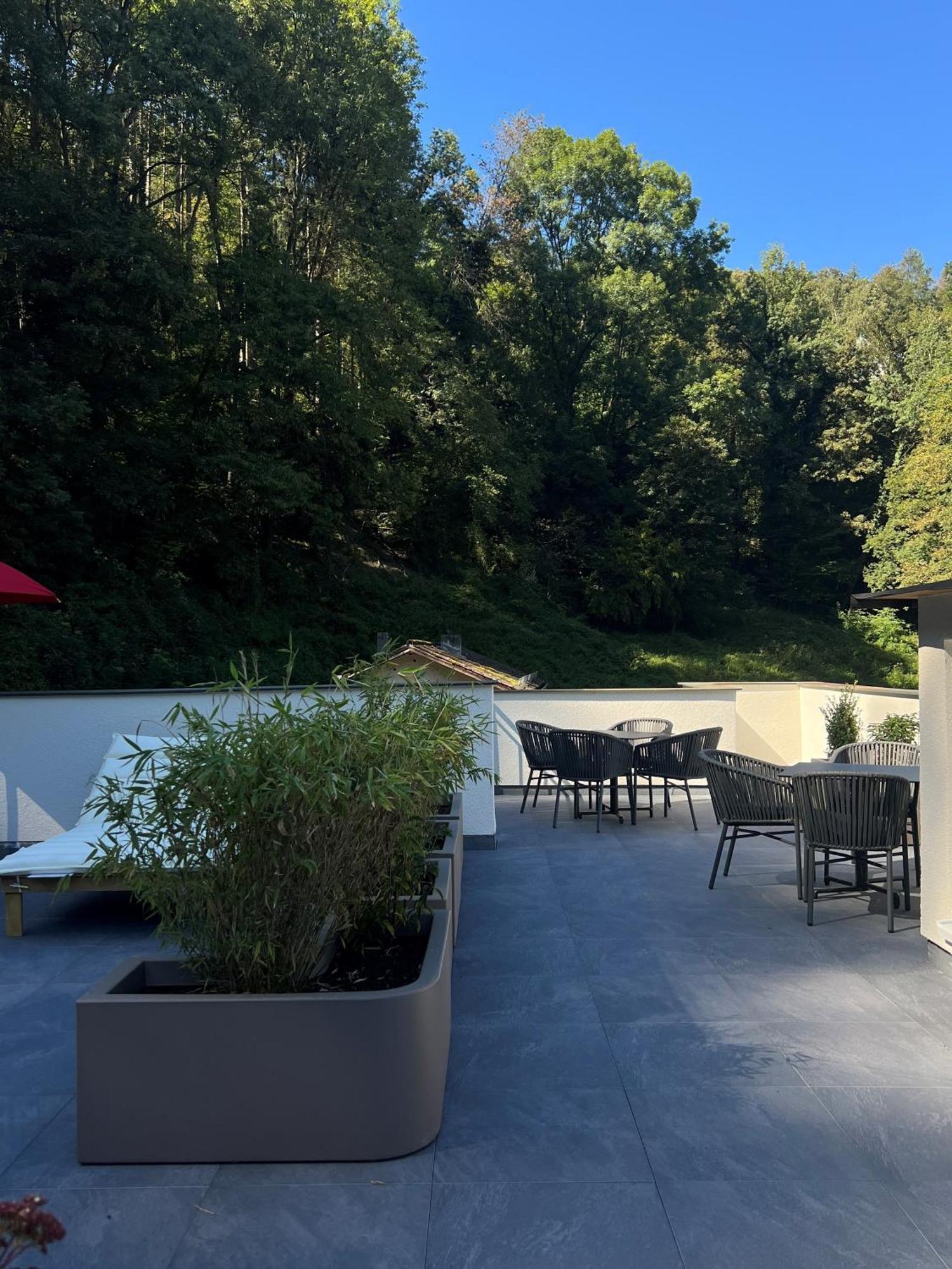 Landgasthof Zur Burg Grenzau Hohr-Grenzhausen Bagian luar foto